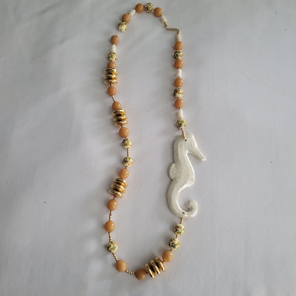 Seahorse Pendant Necklace - Cream and Gold